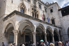 leVd7n7TSGoF8TzLE9Y8Q