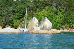 Able Tasman - Split Apple Rock